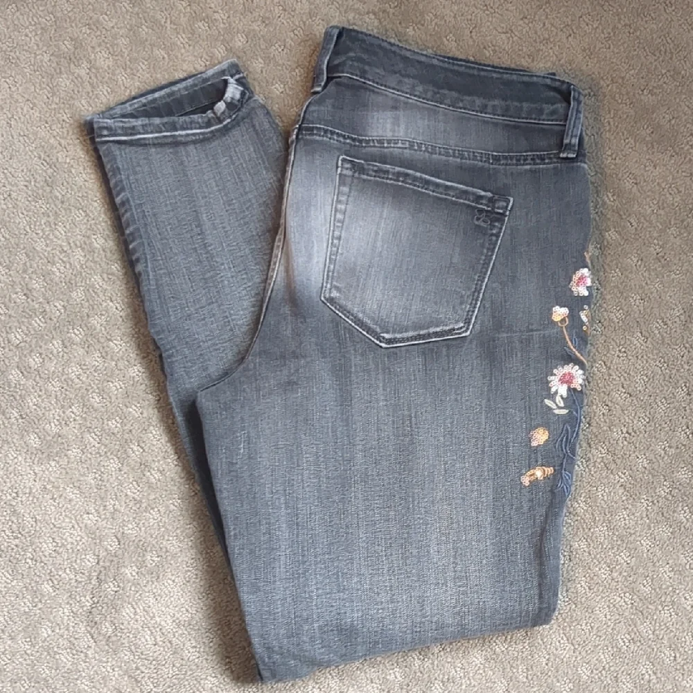 Floral Embroidered/Sequin Gray Jeans - Picture 2 of 11